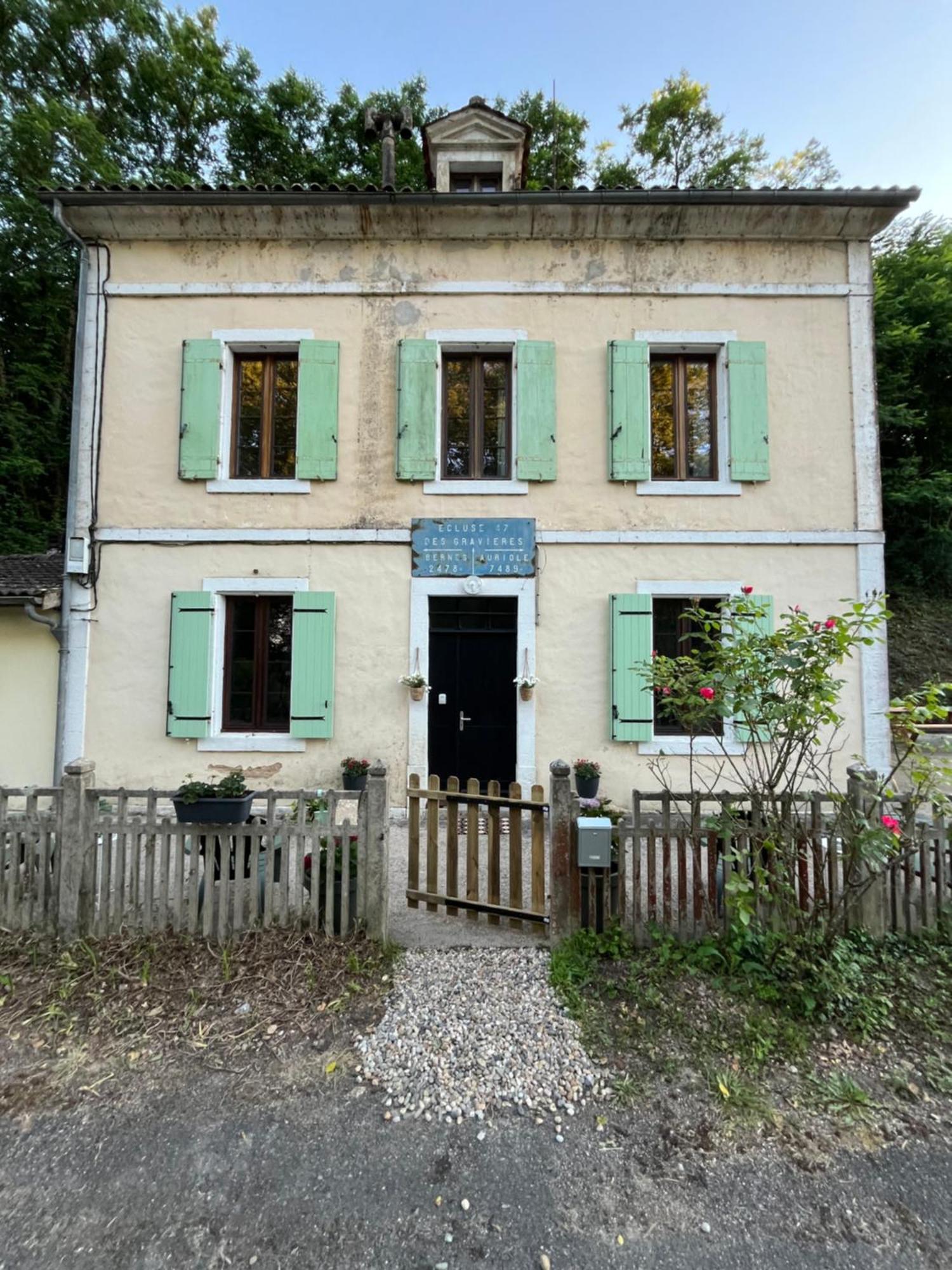 Gite Le Coup De Pompe Ecluse 47 Meilhan-sur-Garonne Exterior foto